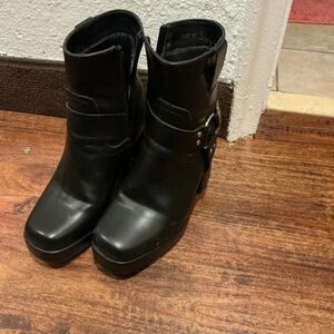 Fashion Nova Sleek Black Ankle Boots